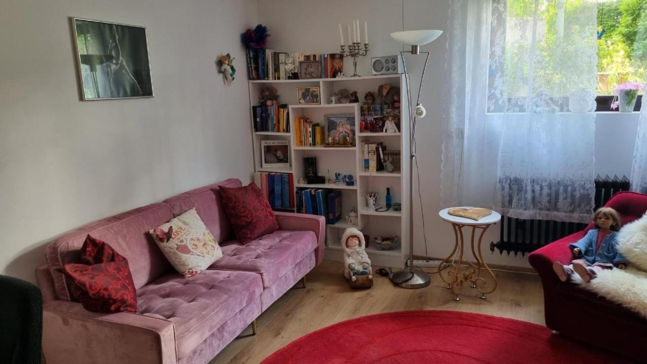 Ferienzimmer Bei Thomas - Gemuetliches Schlaf- Und Wohnzimmer Mit Modernem Bad Ульм Экстерьер фото